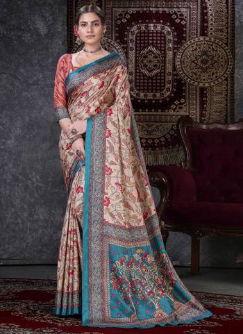 Grab These Saree in Fine Colored Pair With Blouse.These Saree And Blouse Are Fabricated On Tussar Soft Silk.Its Beautified With Fancy Designer Printed Work.