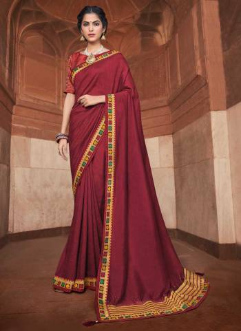 Grab These Saree in Fine Colored Pair With Blouse.These Saree Are Vichitra Silk and Blouse Are Brocade Fabricated.Its Beautified With Heavy Embroidery  Designer Work .