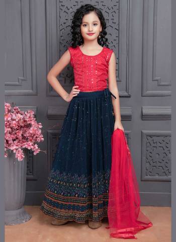 Attrective Looking Kidswear Readymade Lehenga Choli.Choli On Banglori Silk And Lehenga Are Georgette With Dupatta On Soft Net Fabric With Digital Printed,Soft Crush With Embroidery Work.