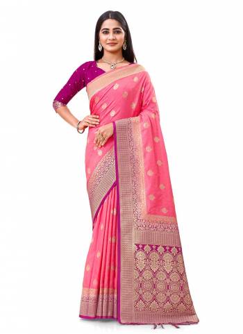 Grab These Saree in Fine Colored Pair With Blouse.These Saree and Blouse Are Fabricated On Dola Silk.Its Beautified With Heavy Wevon Designer Work .