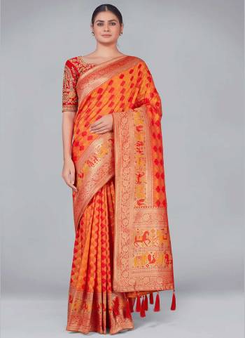 Grab These Festive Wear Saree in Fine Colored Pair With Blouse.These Saree And Blouse Are Fabricated On Banarasi Silk.Its Beautified With Wevon Designer,Embroidery Work.