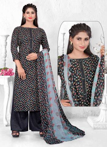 Grab These Casual Wear Suit in Fine Colored.These Top And Bottom Are Fabricated On Cotton Pair With Chiffon Dupatta.Its Beautified With Designer Printed,Nack Button Work.