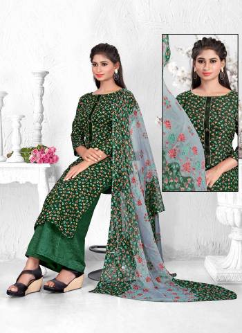 Grab These Casual Wear Suit in Fine Colored.These Top And Bottom Are Fabricated On Cotton Pair With Chiffon Dupatta.Its Beautified With Designer Printed,Nack Button Work.