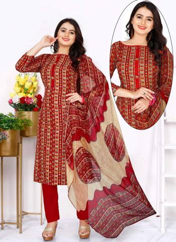 Grab These Casual Wear Suit in Fine Colored.These Top And Bottom Are Fabricated On Cotton Pair With Chiffon Dupatta.Its Beautified With Designer Printed,Nack Button Work.