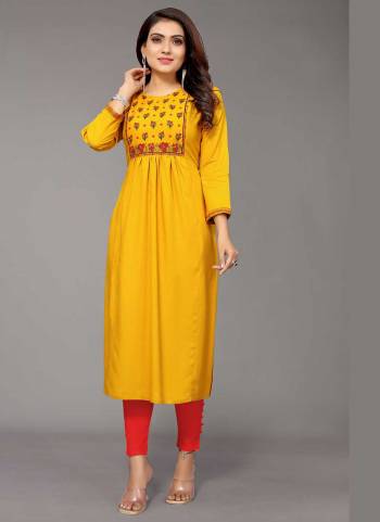 Grab These Beautiful Colored Kurti.These Kurti is Fabricated On Viscose Rayon Come With Thread Embroidery Work.