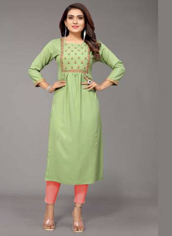 Grab These Beautiful Colored Kurti.These Kurti is Fabricated On Viscose Rayon Come With Thread Embroidery Work.