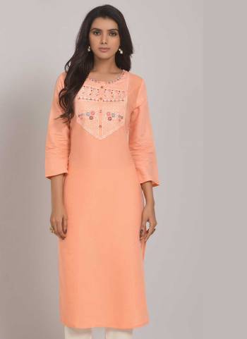 Grab These Casual Wear Kurti in Fine Colored.These Kurti is Fabricated On Muslin Cotton.Its Beautified With Thread,Sequance Embroidery Work.