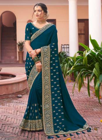 For A Beautiful Look,Grab These Saree in Fine Colored Pair With Blouse.These Saree is Fabricated On Vichitra Silk Pair With Phantom Silk Blouse.Its Beautified With Designer Jari Embroidery Work. 