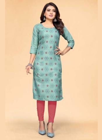 For A Casual Wear,Grab These Readymade Kurti in Fine Colored.These Kurti is Fabricated On Cotton Sulb.Its Beautified With Designer Printed Work.