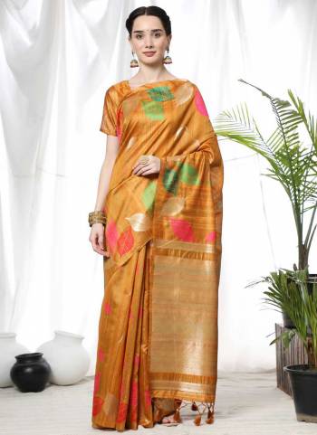 Grab These Different Looking Saree in Fine Colored.These Saree And Blouse Are Fabricated On Tussar Silk.its Beautified With Heavy Wevon Designer Work.