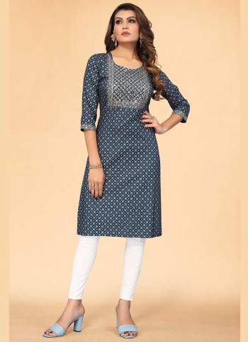 Grab These Casual Wear Kurti in Fine Colored.These kurti is Fabricated On Viscose Rayon.Its Beautifed With Foil Printed,Embroidery Work.