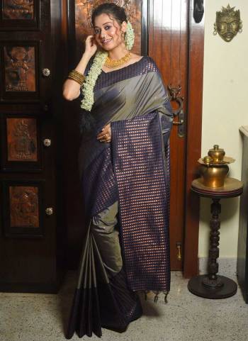 For A Diffent Look,Grab These Saree in Fine Colored Pair With Blouse.These Saree And Blouse Are Fabricated On Soft Silk.its Beautified With Wevon Copper Jari Designer Work. 