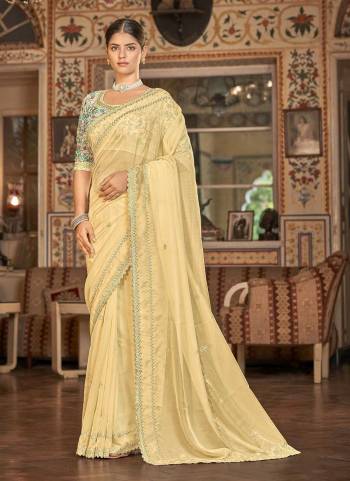 For A Different Look,Grab These Saree in Fine Colored Pair With Blouse.These Saree is Fabricated on Organza Pair With Organa Blouse.Its Beautified With Designer Work.