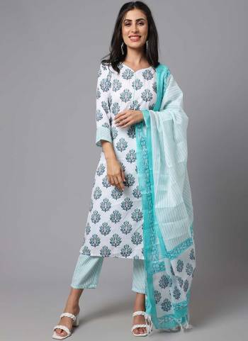 For A Festive Wear,Grab These Readymade Suit in Fine Colored.These Top And Bottom Are Fabricated On Cotton Pair With Kota Doriya Dupatta.Its Beautified With Designer Printed Work.