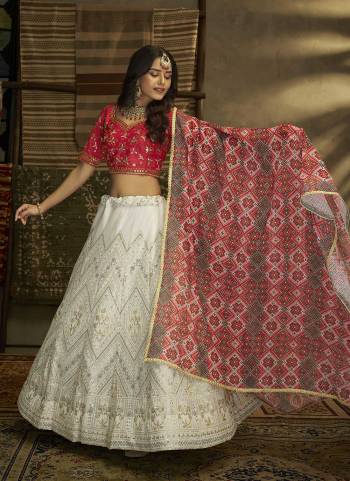 Bold And Beautiful Lookig Lehenga Choli is Here.These Lehenga And Blouse Are Fabricated On Georgette Pair With Crepe Dupatta.Its Beautified With Designer Work.