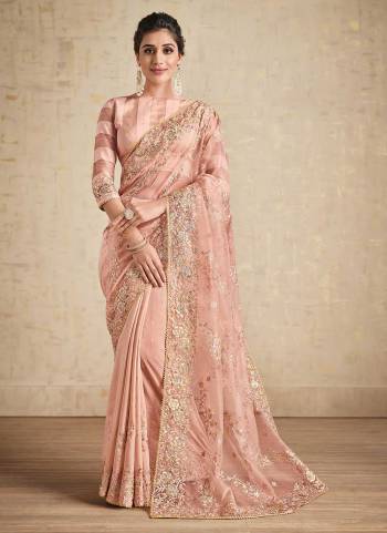 For A Beautiful Look,Grab These Saree in Fine Colored Pair With Blouse.These Saree is Fabricated On Fancy Jacquard Pair With Jaquard Blouse.Its Beautified With Designer Work.