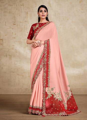 For A Beautiful Look,Grab These Saree in Fine Colored Pair With Blouse.These Saree is Fabricated On Satin Silk Georgette Pair With Silk Blouse.Its Beautified With Designer Work.