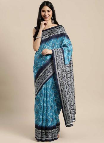 Grab These Casual Wear Saree in Fine Colored.These Saree And Blouse Are Fabricated On Art Silk.Its Beautified With Designer Printed Work.