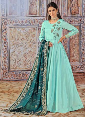 Grab These Anarkali Suit in Fine Colored Pair With Bottom And Dupatta.These Top is Fabricated on Silk Pair With Santoon Bttom And Dolla Silk Dupatta.Its Beautified With Designer Embroidery Work.