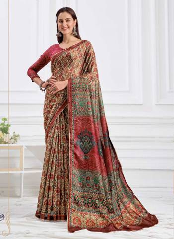 Grab These Saree in Fine Colored Pair With Blouse.These Saree And Blouse Are Fabricated On Crepe.Its Beautified With Fancy Designer Printed Work.