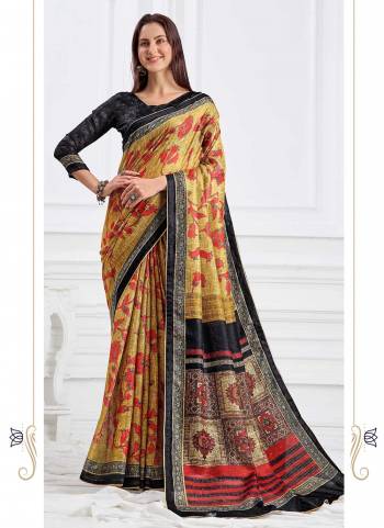 Grab These Saree in Fine Colored Pair With Blouse.These Saree And Blouse Are Fabricated On Crepe.Its Beautified With Fancy Designer Printed Work.