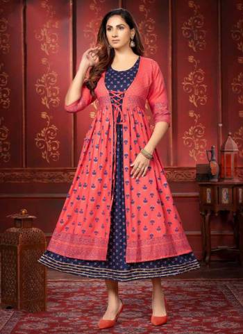 Grab These Readymade Koti in Fine Colored.These Kurti is Fabricated On Rayon Pair With Rayon Koti.Its Beautified With Designer Gold Foil Printed Work.