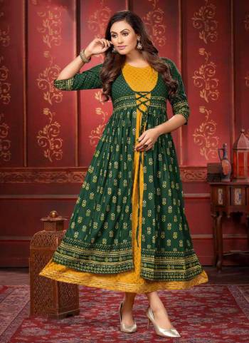 Grab These Readymade Koti in Fine Colored.These Kurti is Fabricated On Rayon Pair With Rayon Koti.Its Beautified With Designer Gold Foil Printed Work.