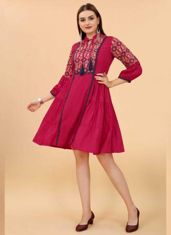 For A Festive Wear,GrabThese Kurti in Fine Colored.These Kurti is Fabricated On Viscose Rayon.Its Beautified With Designer Embroidery Work.