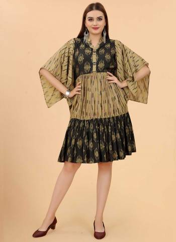 For A Festive Wear,GrabThese Kurti in Fine Colored.These Kurti is Fabricated On Viscose Rayon.Its Beautified With Printed Work.