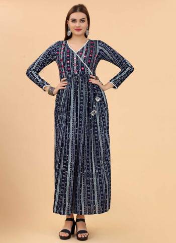 Grab These Beautiful Looking Long Kurti.Its Come With Viscose Fabric With Foil Printed,Mirror Work.