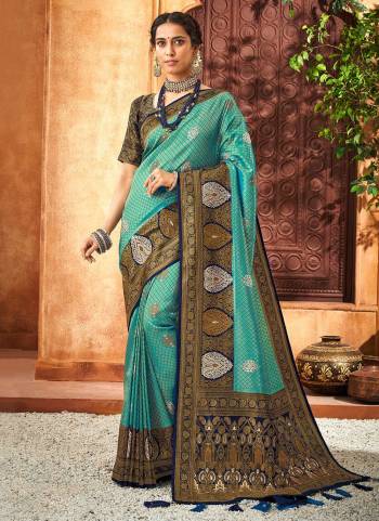 Grab These Beautiful Looking Saree in Fine Colored.These Saree And Blouse Are Fabricated On Brocade.Its Beautified With 2D Designer Weaving With Heavy Stone Work.