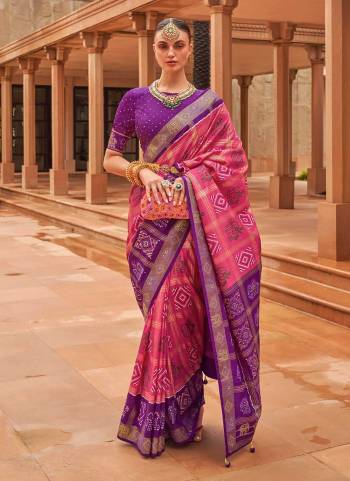 Grab These Festive Wear Saree in Fine Colored.These Saree is Fabricated On Patola Silk Pair With Silk Blouse.Its Beautified With Wevon Designer,Sparkle Swaroski Work.