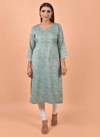 Grab These Beautiful Looking Readymade Kurti.These Kurti is Fabricated On Cotton.Its Beautified With Printed With Embroidery Work.