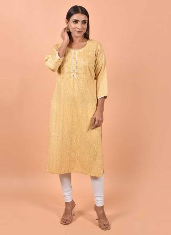 Grab These Beautiful Looking Readymade Kurti.These Kurti is Fabricated On Cotton.Its Beautified With Printed With Embroidery Work.