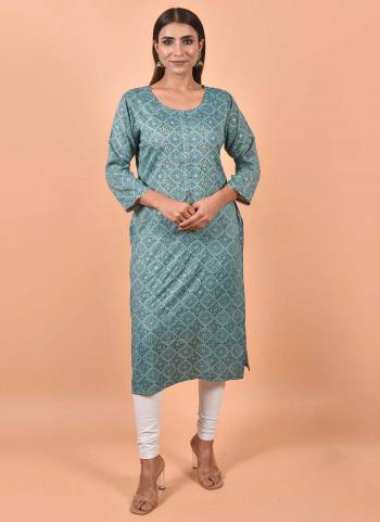 Grab These Beautiful Looking Readymade Kurti.These Kurti is Fabricated On Cotton.Its Beautified With Printed With Embroidery Work.