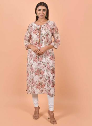 Grab These Beautiful Looking Readymade Kurti.These Kurti is Fabricated On Cotton.Its Beautified With Printed With Embroidery Work.