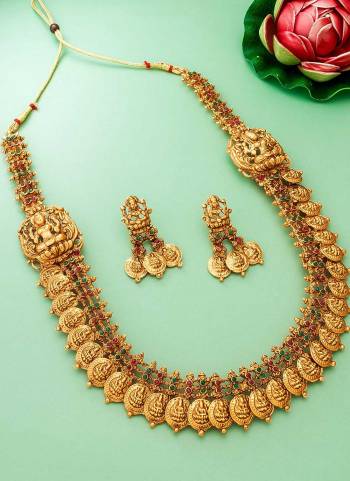 Grab These Beautifil Colored Necklace.These Necklace is Come Copper Material And Beautified With Temple Designer Work.