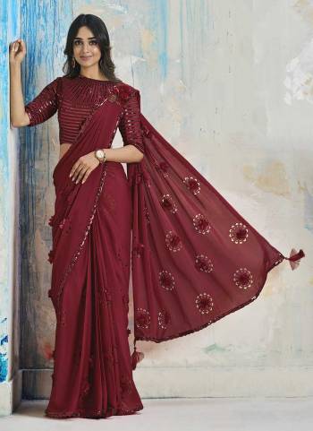 Attrective These Festive Wear Readymade Saree And Blouse in Fine Colored.These Saree is Fabricated On Silk Crepe Pair With Silk Crepe Blouse.Its Beautified With Heavy Designer Embroidery Work.