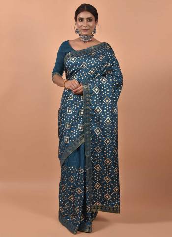 Grab These Festive Wear Saree in Fine Colored.These Saree is Fabricated On Poly Silk Pair With Art Silk Blouse.Its Beautified With Designer Foil Printed.