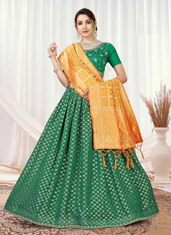 Grab These Lehenga Choli in Fine Colored.These Lehenga Are Silk And Blouse Are Viscose Silk Fabricated Pair With Banarasi Silk Dupatta.Its Beautified With Wevon Designer With Embroidery Work.