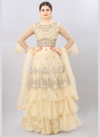 For A Designer Look,Grab These Lehenga Choli in Fine Colored.These Lehenga And Blouse Are Fabricated On Net Pair With Net Dupatta.Its Beautified With Jari,Embroidery Work.