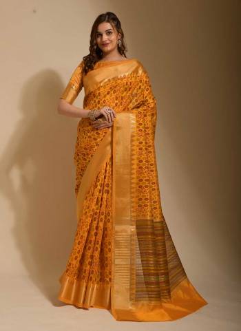 Attrective Look These Saree in Fine Colored.These Saree And Blouse is Art Silk Fabricated.Its Beautified With Wevon Border Pallu Designer With Printed.