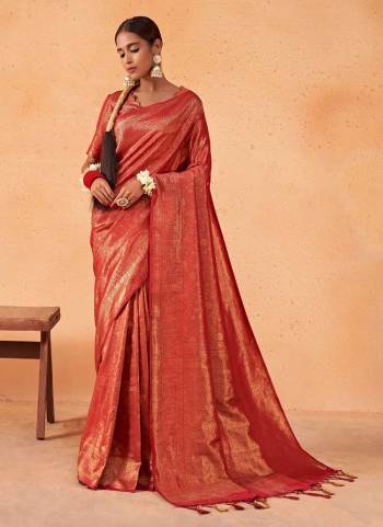 Garb These Festive Wear Saree in Fine Colored.These Saree And Blouse is Fabricated On Kanjivaram Silk.Its Beautified With Weavon Designer Work.