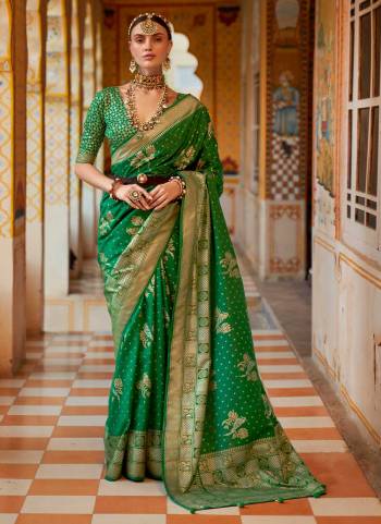 Grab These Festive Wear Saree in Fine Colored.These Saree And Blouse is Fabricated On Smooth Silk Pair.Its Beautified With Weavon Designer Work With Foil Printed.