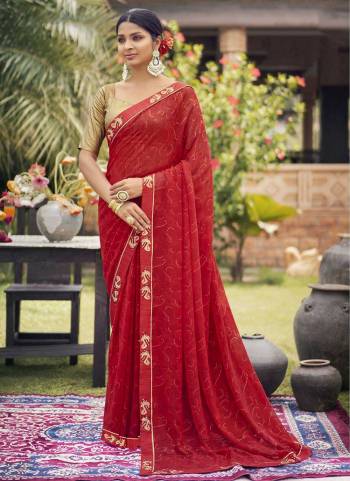 Grab These Saree in Fine Colored.These Saree Are Georgette And Blouse is Fabricated On Banarasi.Its Beautified With Designer Foil,Negative Printed,Embroidery Work Border.