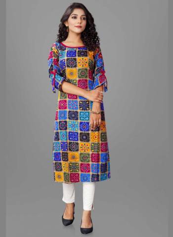 Grab These Beautiful Looking Readymade Kurti.These Kurti is Fabricated On Rayon.Its Beautified With Designer Printed.