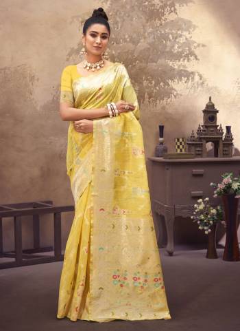 Look These Saree in Fine Colored.These Saree And Blouse is Fabricated On Cotton Silk Pair.Its Beautified With Weavon Designer Work.