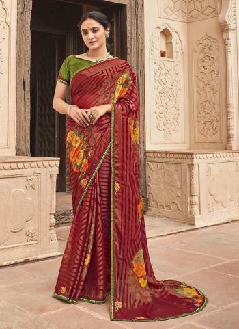 Grab These Party Wear Saree in Fine Colored.These Saree Are Chinon And Blouse is Fabricated On Banarasi.Its Beautified With Designer Braso Printed,Embroidery Work Lace.