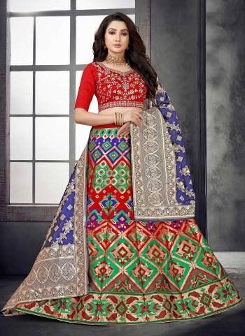 For A Designer Look,Grab These Lehenga Choli in Fine Colored.These Lehenga And Dupatta Are Fabricated On Banarasi Silk Pair With Modal Chanderi Blouse.Its Beautified With Wevon Designer,Mirror Embroidery Work.