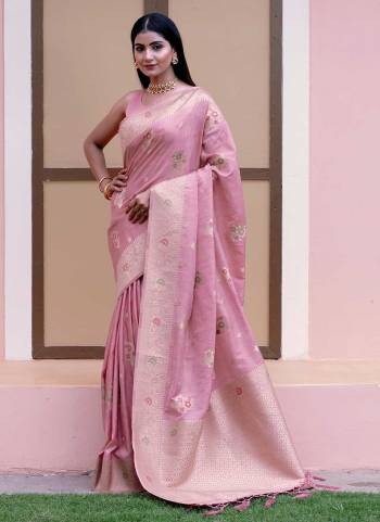 Grab These Saree in Fine Colored Pair With Blouse.These Saree and Blouse Are Fabricated On Cotton Silk.Its Beautified With Heavy Wevon Designer Work .